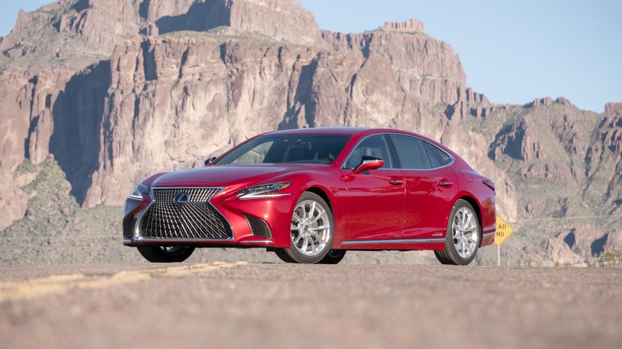  Lexus LS500h 2017 года  (NA) (фото 21 из 40)